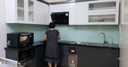 Thi công tủ bếp tại Thanh Xuân – gia đình cô Hương