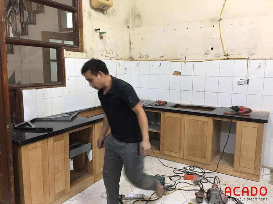 Hình ảnh thi công lắp tủ bếp dưới tại Trương Định