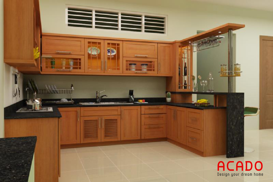 Với không gian phòng bếp rộng thì đây là mẫu tủ bếp gỗ tự nhiên phù hợp nhất