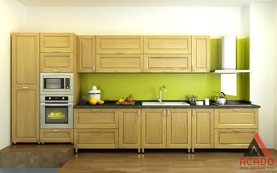 Tủ bếp hình chữ i với thùng inox cánh tủ gỗ sồi màu vàng nhạt đem lại không gian bếp sang trọng, tiện nghi