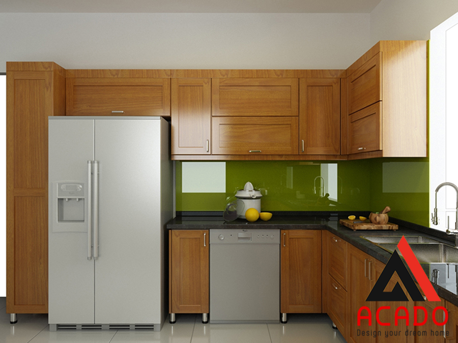 Cánh gỗ sồi Mỹ đẹp tự nhiên, thùng tủ inox siêu bền được thiết kế trong bộ tủ bếp này