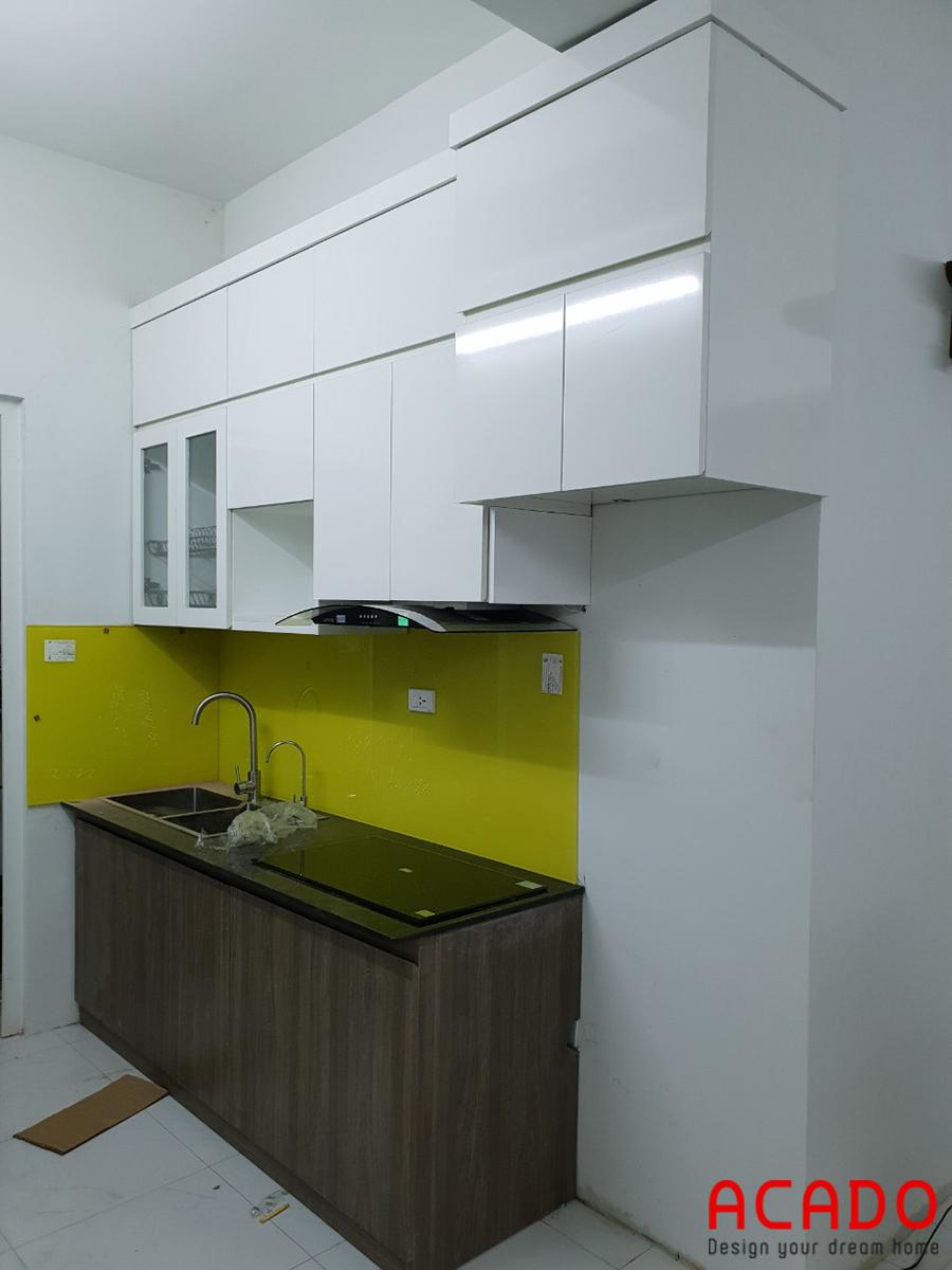 Mẫu tủ bếp nhỏ gọn phù hợp với những căn hộ chung cư.
