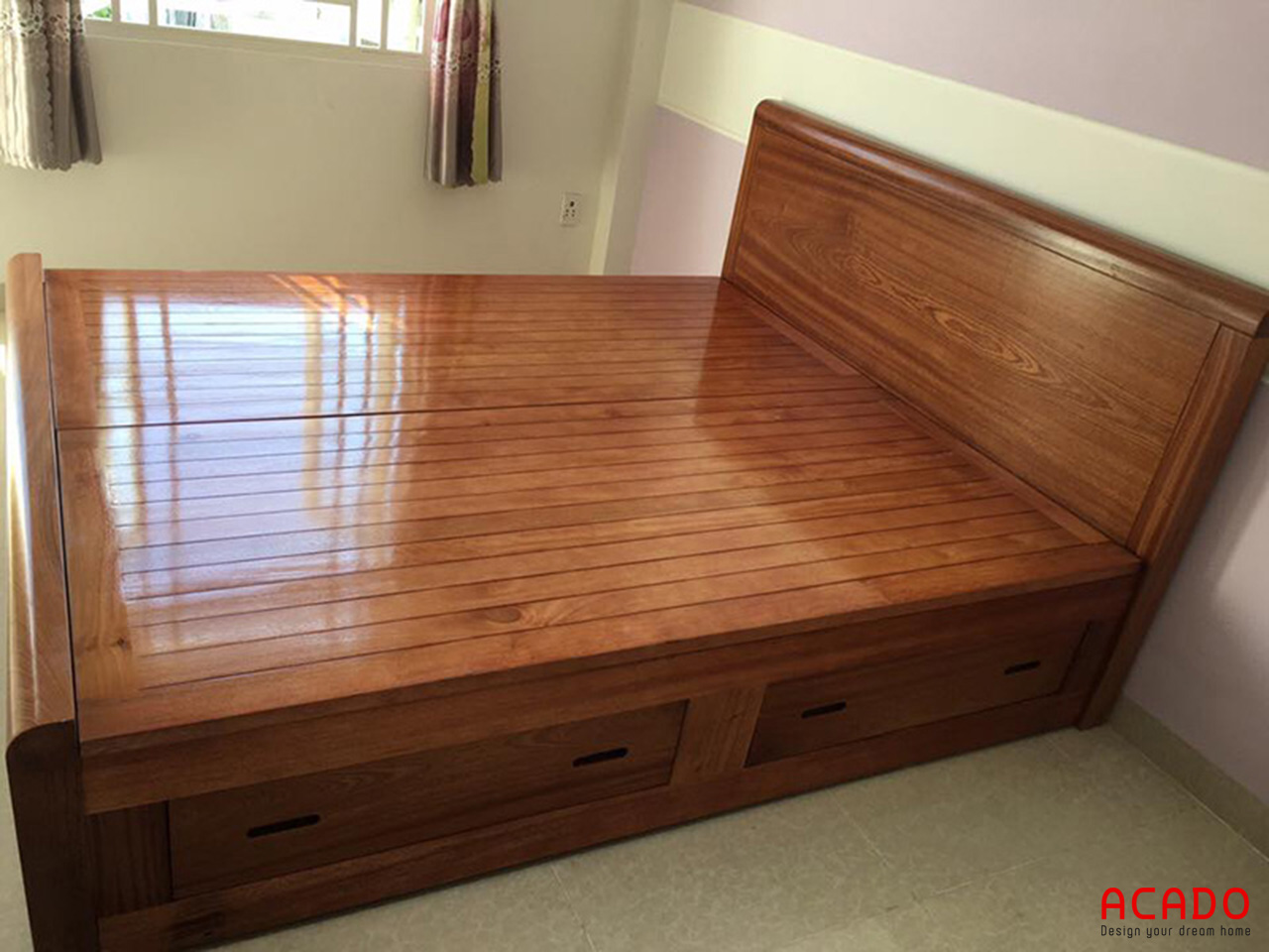 Giường gỗ hương cực bền và sang trọng