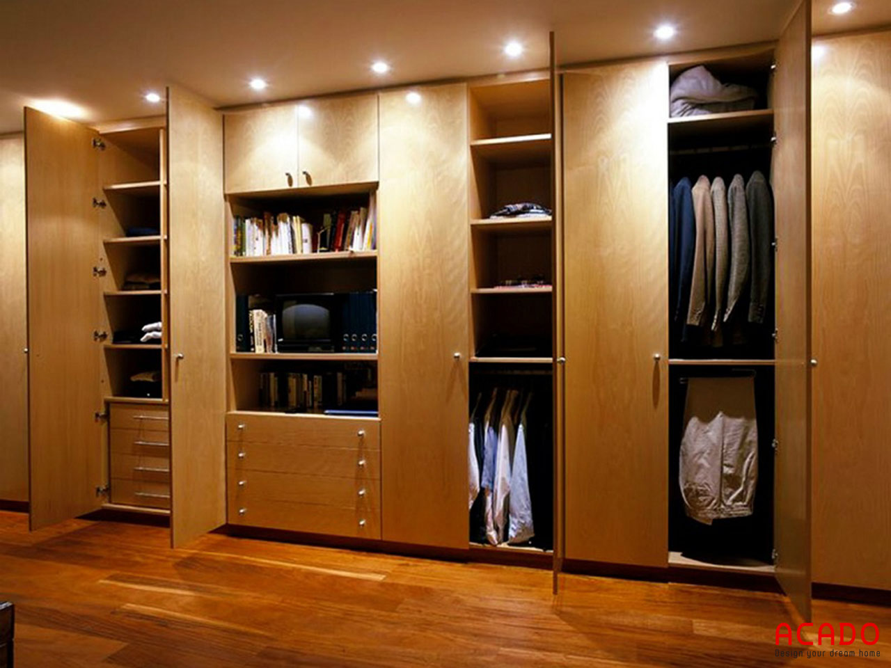 Mẫu 24 : tủ quần áo với nhiều ngăn tiện lợi, thoải mái không gian cho bạn để đồ