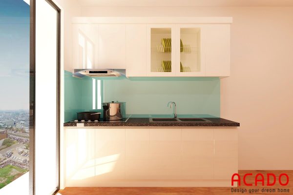 Tủ bếp Picomat đẹp cánh Acrylic kết hợp kính bếp màu xanh mát mẻ, thu hút