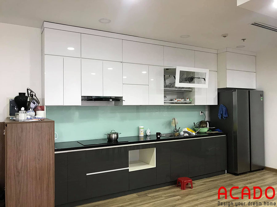 Tủ bếp thùng nhựa Picomat cánh Acrylic - công trình ACADO thi công tủ bếp tại Phú Lãm , Hà Đông