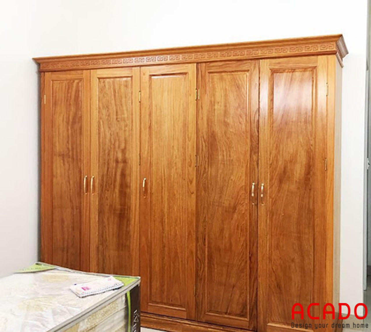 Tủ quần áo gỗ Hương cao cấp - sang trọng cho không gian phòng ngủ của bạn