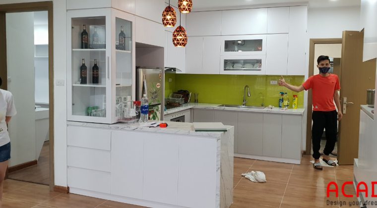 Tủ bếp Melamine màu trắng ACADO thiết kế kiểu dáng trẻ trung và điện đại