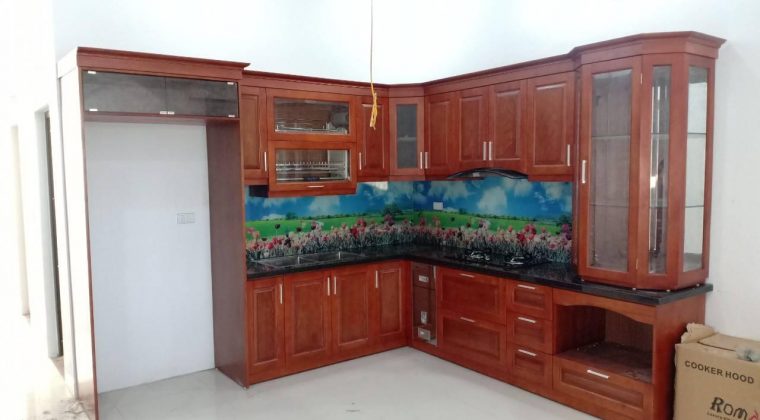 Gỗ xoan đào mang đến bộ tủ bếp vừa đẹp vừa bền - ACADO thiết kế và thi công
