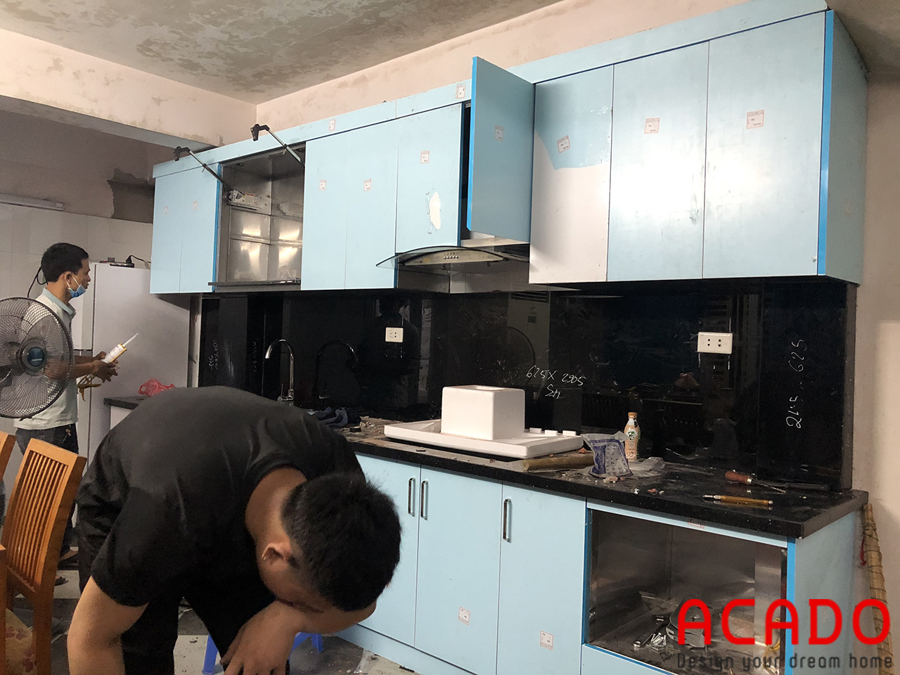 ACADO chuyên thiết kế và thi công tủ bếp và nội thất tại Hà Nội
