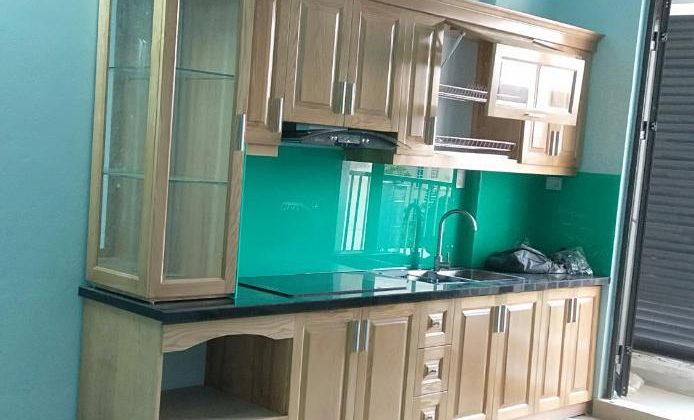 Tủ bếp sồi Nga đã bàn gia hoàn thiện cho khách hàng - làm tủ bếp tại Hoài Đức