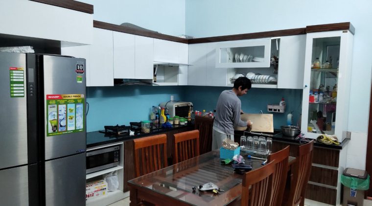 Công trình tủ bếp được hoàn thành và bàn giao cho gia đình anh Hồng