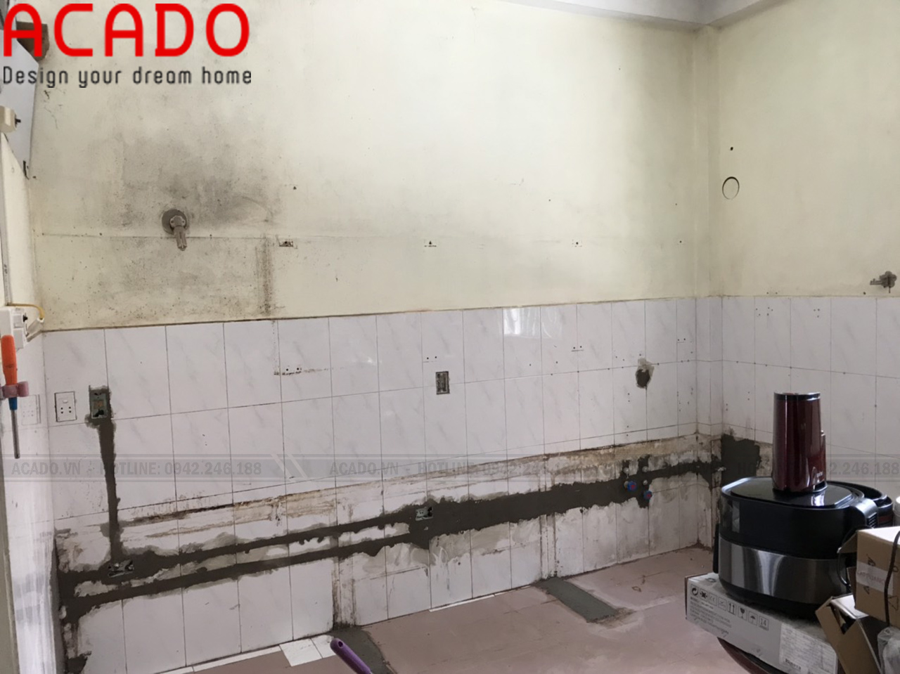 Hiện trạng căn bếp nhà anh Phong khi thợ thi công nội thất ACADO qua khảo sát