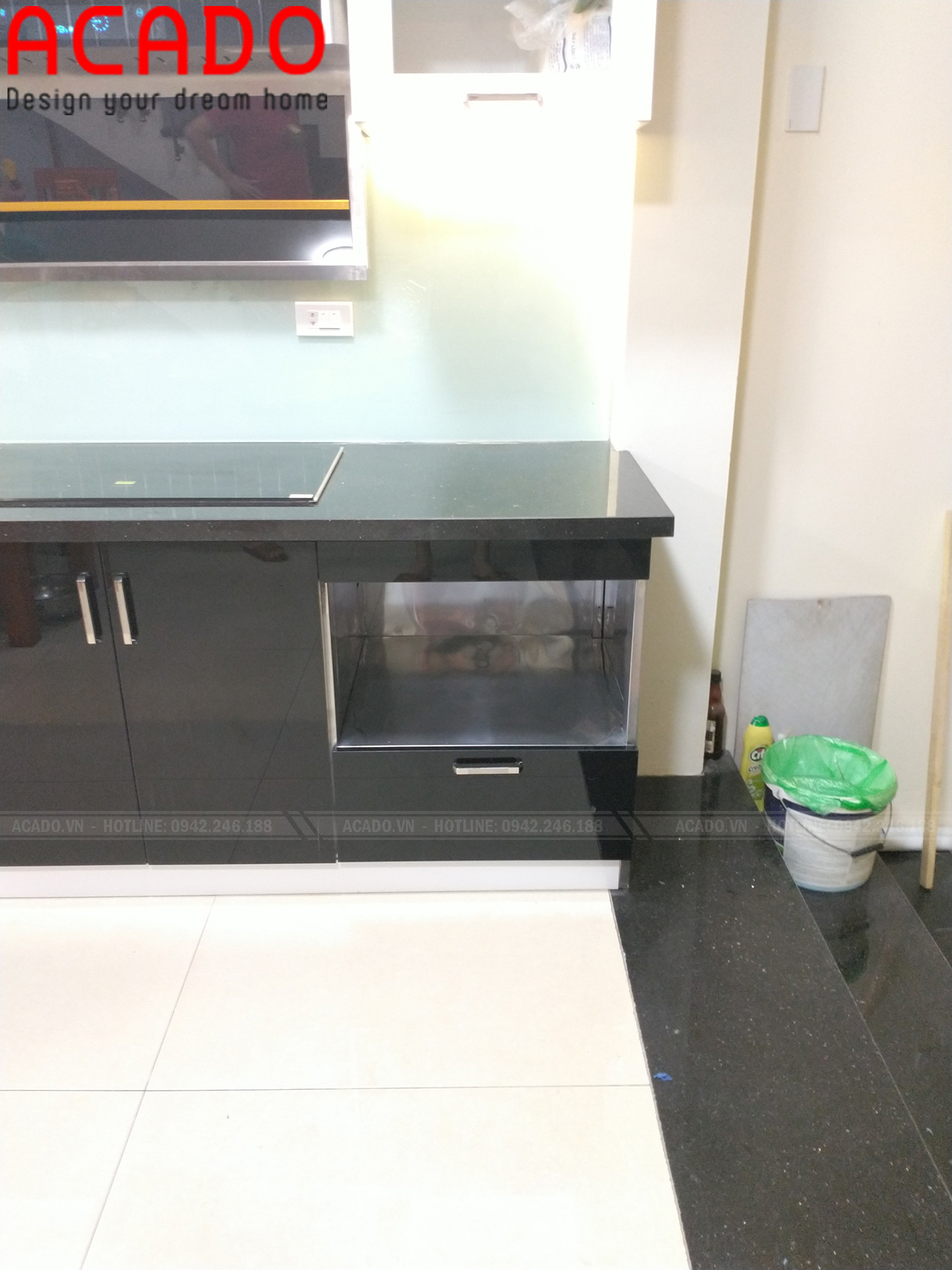 Tủ bếp chất liệu thùng Inox, cánh Acrylic - Thi công tủ bếp tại Sơn Tây