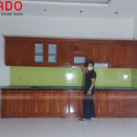 Nội thất ACADO dơn vị chuyên thi công tủ bếp gỗ xoan đào tại Hà Nội