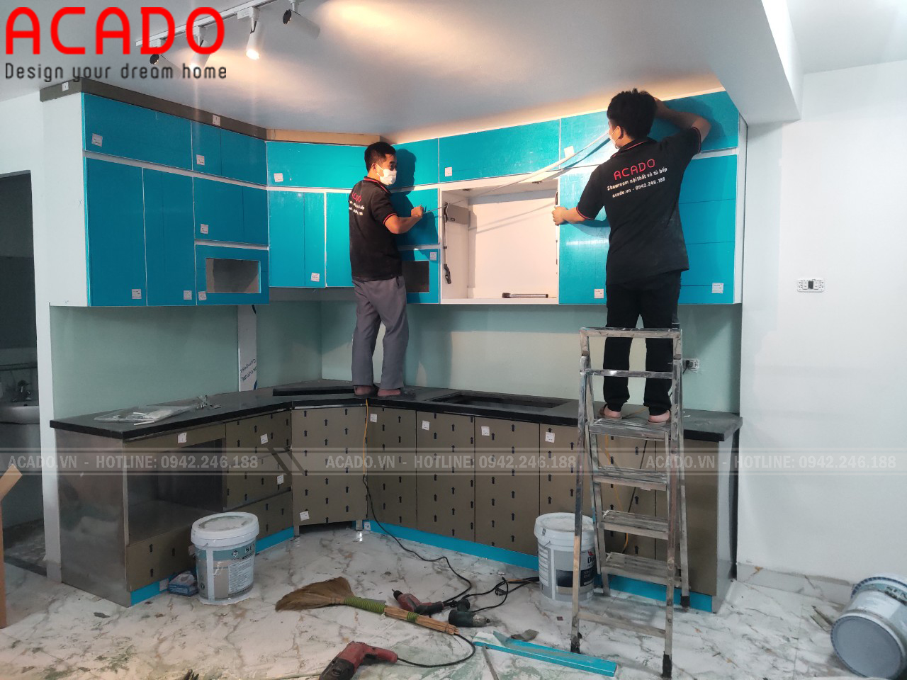 Đội ngũ thi công tủ bếp ACADO bắt đầu quá trình thi công tủ bếp tại Dương Nội