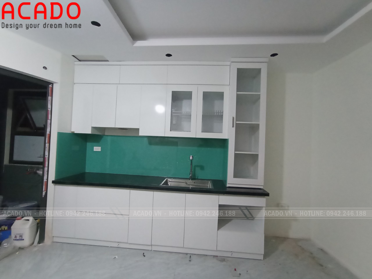 Tủ bếp được thiết kế và thi công theo yêu cầu của khách hàng