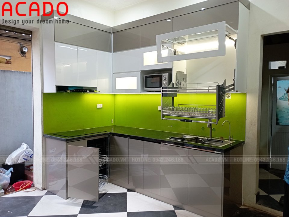 Tủ bếp sử dụng liên hoan góc, tận dụng không gian góc của tủ bếp