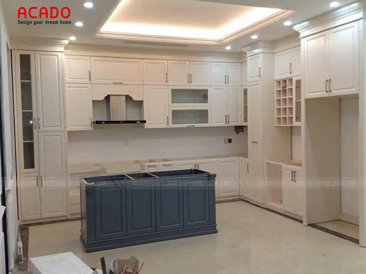 Tủ bếp màu xanh cổ vịt