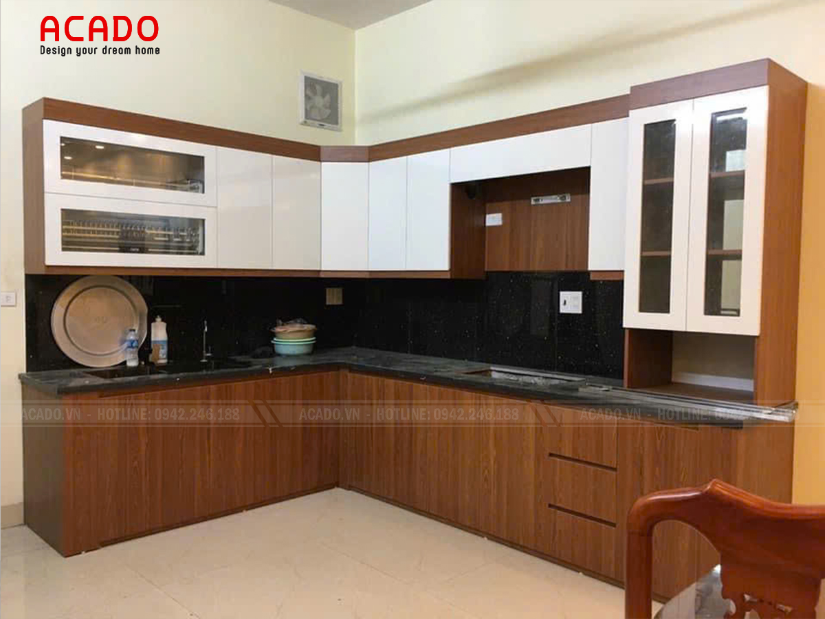 tủ bếp gỗ công nghiệp phủ melamine