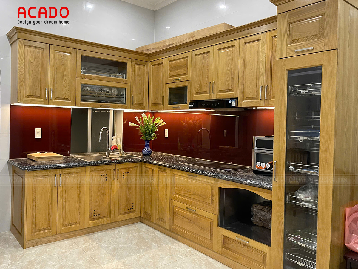Tủ bếp cao cấp nhập khẩu bằng gỗ tự nhiên